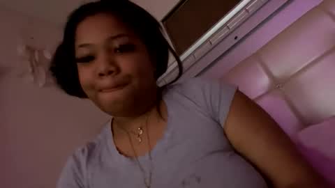 Snapshot of freakymaa chatting on 02-05-26, 05:23 Freakymaa online show from 02-05-26, 05:23