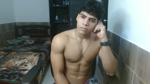 Esteban online show from 10-10-25, 03:22