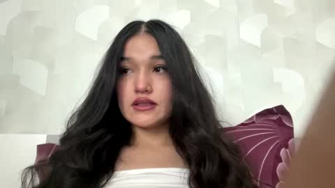 Snapshot of fredamedora chatting on 06-27-26, 05:12 Mia online show from 06-27-26, 05:12