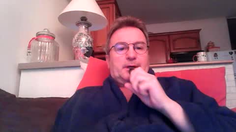 Snapshot of freddy9509 chatting on 11-25-25, 05:57 freddy9509 online show from 11-25-25, 05:57