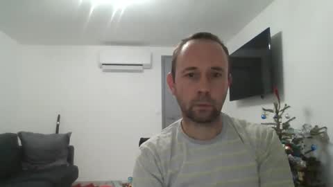 Snapshot of fredodu41 chatting on 12-26-24, 05:19 fredodu41 online show from 12-26-24, 05:19