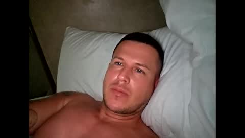 Snapshot of fredwilliam26 chatting on 10-22-25, 02:50 fredwilliam26 online show from 10-22-25, 02:50