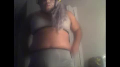 Snapshot of free_101 chatting on 09-24-25, 07:55 Angie-mae online show from 09-24-25, 07:55