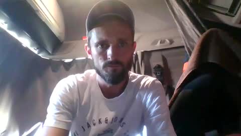 french_truck online show from 07-08-26, 02:32