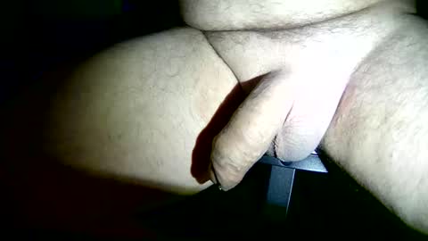 Snapshot of frenchdick1981 chatting on 05-18-26, 05:35 frenchdick1981 online show from 05-18-26, 05:35