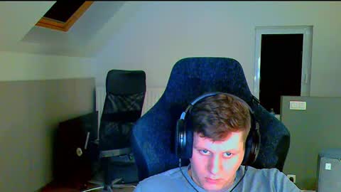 French fries online show from 09-25-25, 06:33