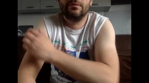 frenchy_from_paris online show from 05-08-26, 12:43