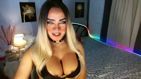 Miss Frea  online show from 06-11-26, 01:38