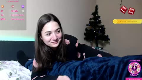 FreyaOliver online show from 01-13-26, 09:42