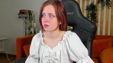 FreyaVeys online show from 07-04-26, 05:02