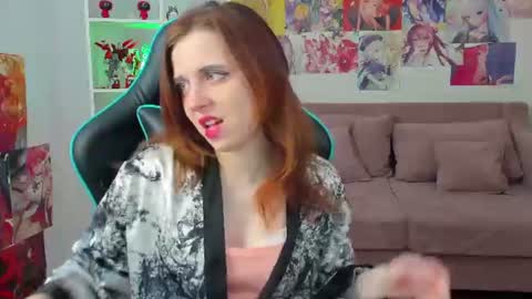 FreyaVeys online show from 07-06-26, 05:04