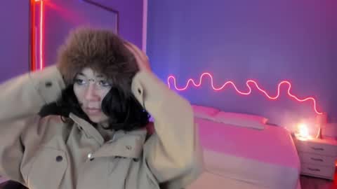 Snapshot of frida_lassi_ chatting on 02-07-25, 10:30 frida_lassi_ online show from 02-07-25, 10:30