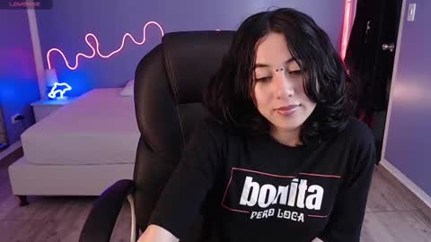 Snapshot of frida_lassi_ chatting on 02-16-25, 01:25 frida_lassi_ online show from 02-16-25, 01:25