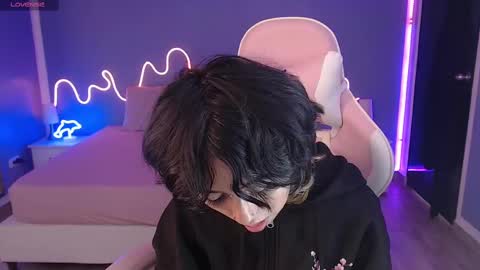 Snapshot of frida_lassi_ chatting on 03-12-25, 01:30 frida_lassi_ online show from 03-12-25, 01:30