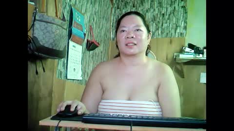 Snapshot of friendychubby chatting on 03-09-25, 05:55 Nice titis jannah online show from 03-09-25, 05:55