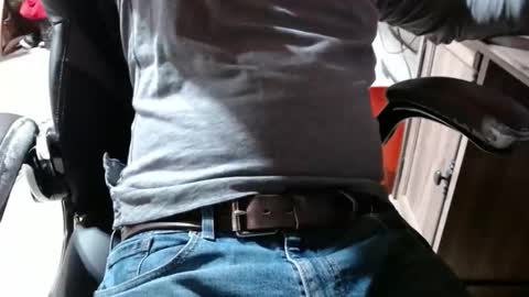 Snapshot of frighterkill13 chatting on 10-23-25, 02:33 frighterkill13 online show from 10-23-25, 02:33