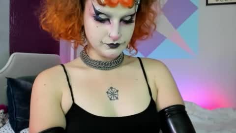 Snapshot of friskyflowers chatting on 01-07-26, 12:57 cherry online show from 01-07-26, 12:57