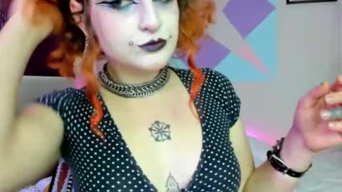 Snapshot of friskyflowers chatting on 01-12-26, 01:44 cherry online show from 01-12-26, 01:44