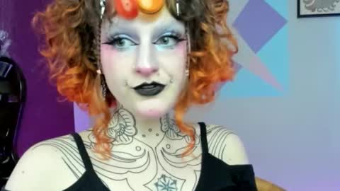 Snapshot of friskyflowers chatting on 02-17-26, 01:35 cherry online show from 02-17-26, 01:35