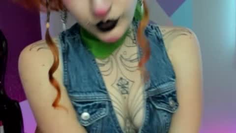 Snapshot of friskyflowers chatting on 02-23-26, 09:45 cherry online show from 02-23-26, 09:45