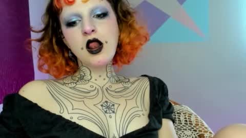 Snapshot of friskyflowers chatting on 03-04-26, 06:25 cherry online show from 03-04-26, 06:25