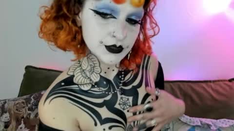 Snapshot of friskyflowers chatting on 04-02-26, 02:42 cherry online show from 04-02-26, 02:42