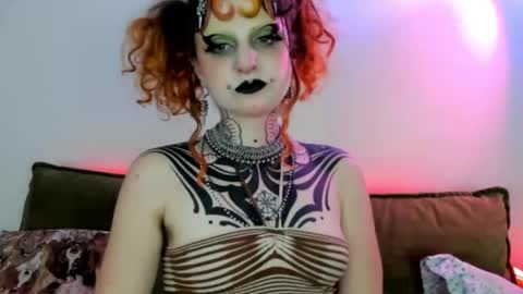 Snapshot of friskyflowers chatting on 04-06-26, 04:57 cherry online show from 04-06-26, 04:57