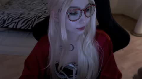 Lilith online show from 05-08-26, 07:46