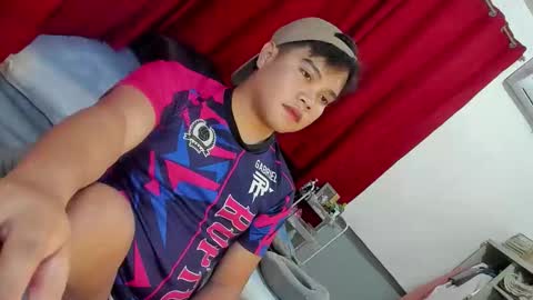 Snapshot of frostbite_69 chatting on 10-12-25, 07:46 GABBY online show from 10-12-25, 07:46