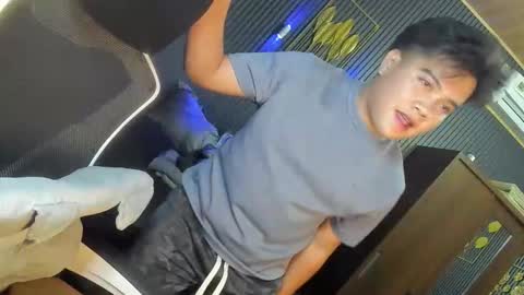 Snapshot of frostbite_69 chatting on 03-29-26, 11:21 GABBY online show from 03-29-26, 11:21