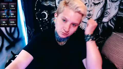          HEHIM  online show from 05-19-26, 11:38