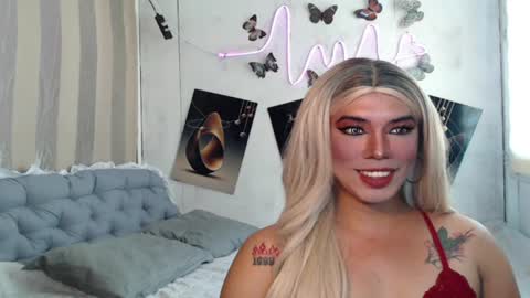 MISS NEILLY online show from 08-01-26, 12:54