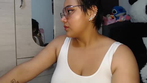 Snapshot of fucking_temptation1 chatting on 12-22-25, 03:47 Mia and Gary online show from 12-22-25, 03:47