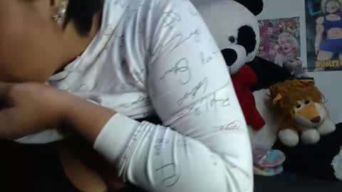 Snapshot of fucking_temptation1 chatting on 02-12-26, 02:06 Mia and Gary online show from 02-12-26, 02:06