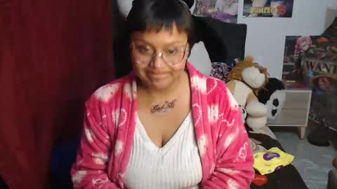 Snapshot of fucking_temptation1 chatting on 02-21-26, 01:50 Mia and Gary online show from 02-21-26, 01:50