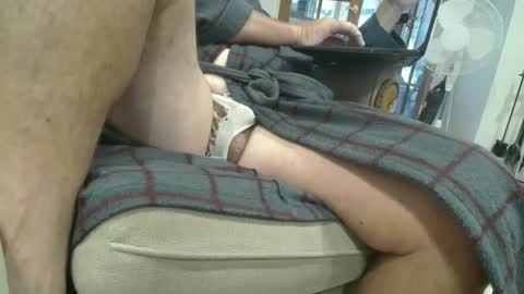 Snapshot of fullballbag chatting on 04-07-26, 11:26 fullballbag online show from 04-07-26, 11:26