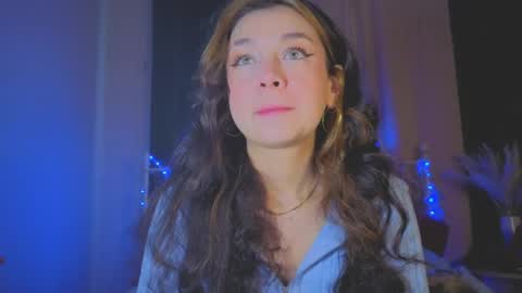 Tiffany online show from 04-15-26, 01:23