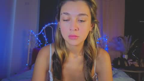 Snapshot of funny_whotsss chatting on 07-25-26, 01:47 Tiffany online show from 07-25-26, 01:47