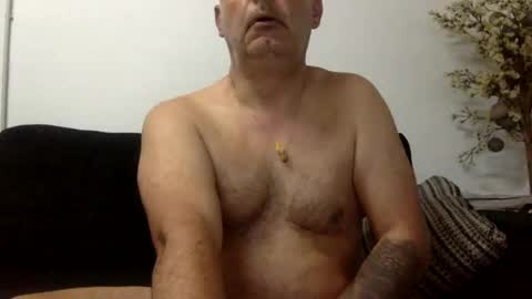 Snapshot of futbolin95 chatting on 04-20-26, 07:11 futbolin95 online show from 04-20-26, 07:11