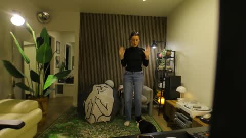 Snapshot of g_ia chatting on 05-14-26, 07:42 G online show from 05-14-26, 07:42