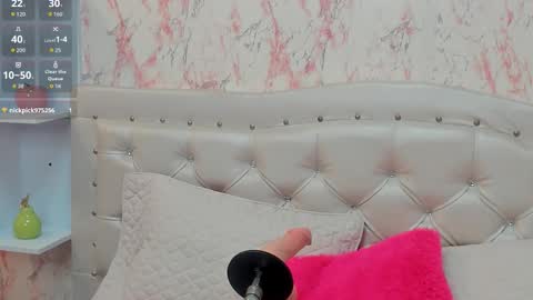 Snapshot of gabbieskinny chatting on 11-15-25, 03:52 gabbieskinny online show from 11-15-25, 03:52