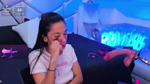 Snapshot of gabbieskinny chatting on 02-24-26, 11:52 gabbieskinny online show from 02-24-26, 11:52