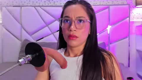 Snapshot of gabbieskinny chatting on 03-16-26, 12:09 gabbieskinny online show from 03-16-26, 12:09