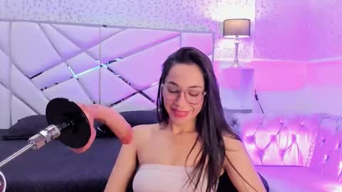 Snapshot of gabbieskinny chatting on 03-20-26, 02:44 gabbieskinny online show from 03-20-26, 02:44