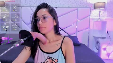 Snapshot of gabbieskinny chatting on 03-23-26, 11:03 gabbieskinny online show from 03-23-26, 11:03