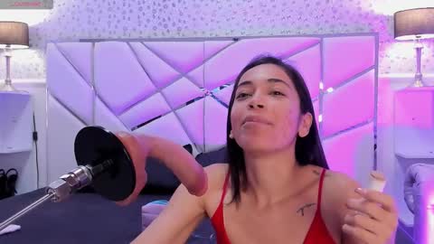 Snapshot of gabbieskinny chatting on 03-28-26, 11:10 gabbieskinny online show from 03-28-26, 11:10