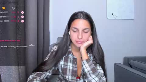 Snapshot of gabri_baby chatting on 07-06-26, 08:55 The next stream in car 1 december 10pm time in France online show from 07-06-26, 08:55