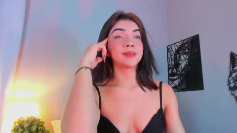 Gabriela Evans MS online show from 05-17-26, 04:25