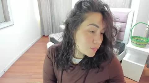 Snapshot of gaby_trent chatting on 06-16-26, 04:42 gabriela online show from 06-16-26, 04:42