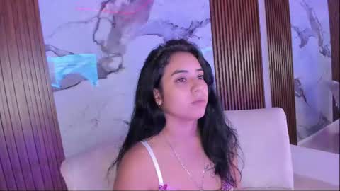 Snapshot of gabyhott_ chatting on 06-25-26, 03:50 Gaby online show from 06-25-26, 03:50